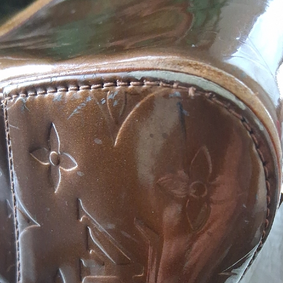 Louis Vuitton Vintage Brown Patent Vernis Satchel with Natural Trim - Picture 9 of 12